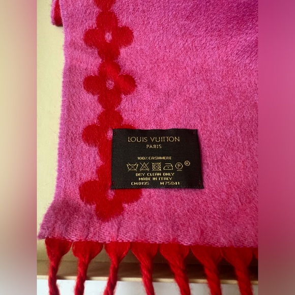 Louis Vuitton Wool Scarf - Picture 3 of 4